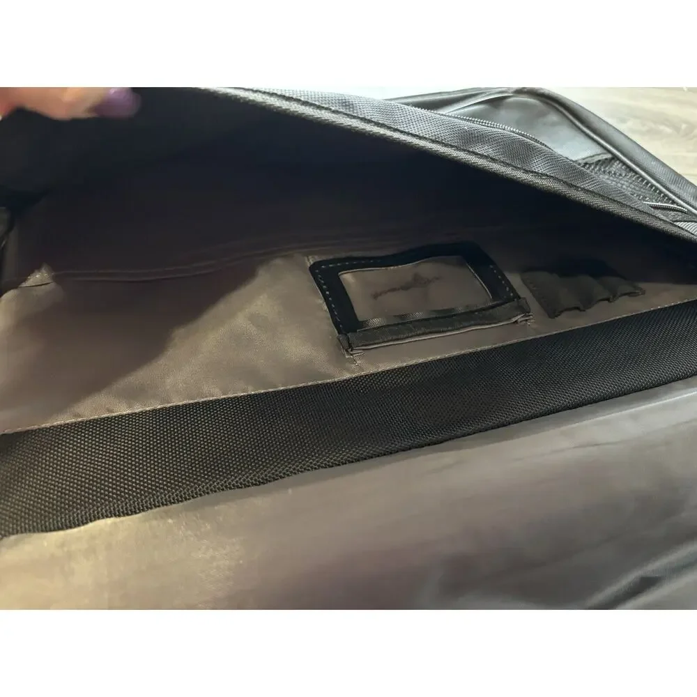Targus 17” Blacktop Deluxe Laptop Case‎ w/ Dome Protection Softside Brief Case